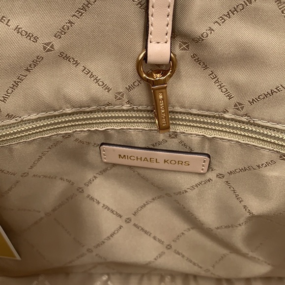 MICHAEL KORS JET SET TRAVEL MEDIUM CARRYALL TOTE BUFF MULTI COLOR - Picture 14 of 16